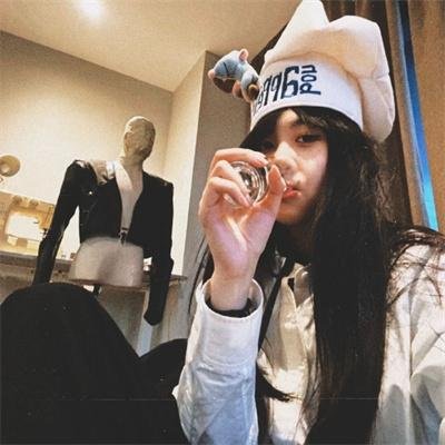 充值就能升级：我躺着成仙了